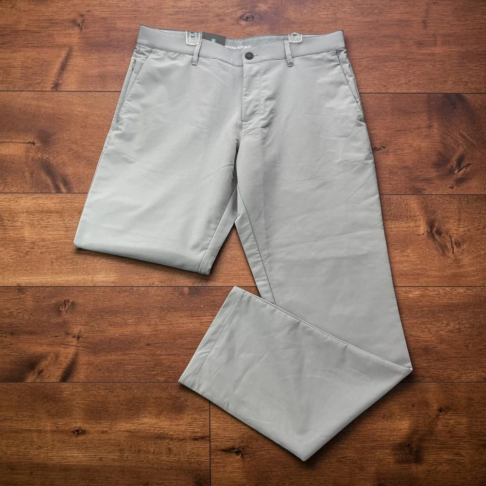 NEW Banana Republic Mens Flat Front Pants Gray Performance Chinos 34x32